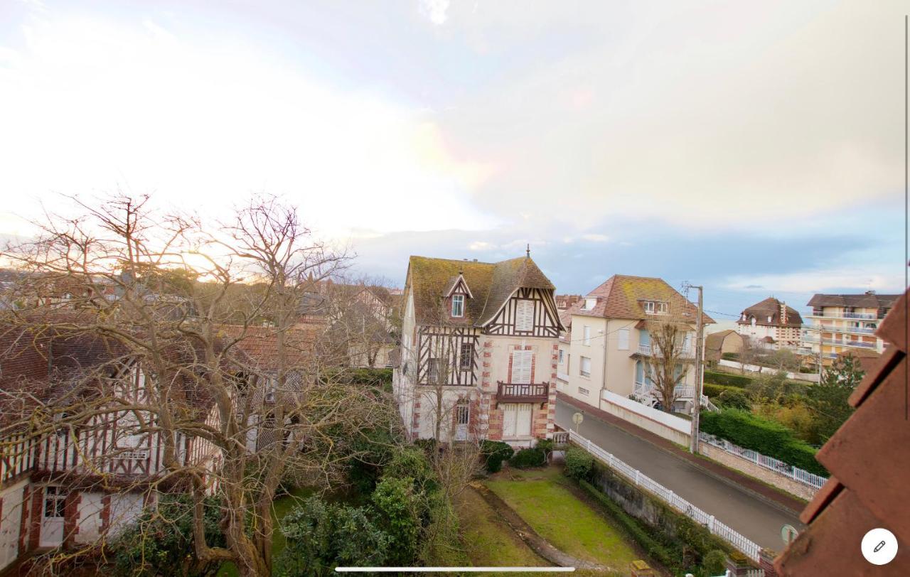 Joli Studio ☆ 100M De La Mer Et Du Centre Ville ☆ Cabourg Exteriér fotografie